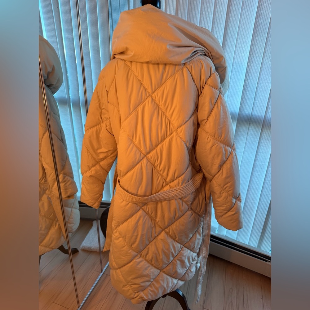 Karen Millen Beige Puffer Coat - Picture 8 of 12
